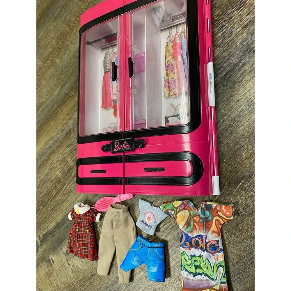 Barbie mattel ultimate