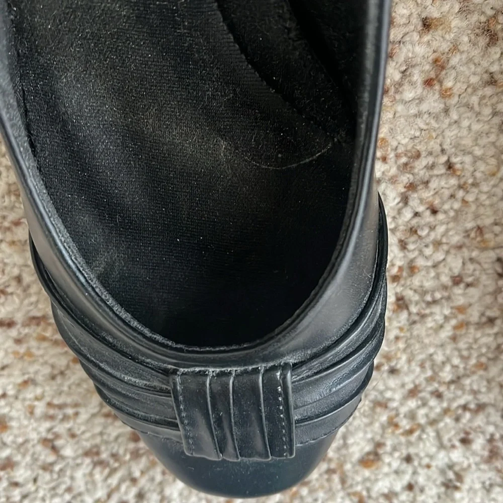 Predictions black heels