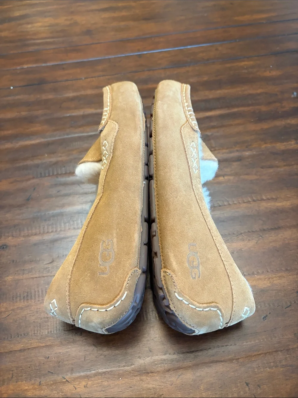 UGG Chestnut Suede Men US 10 ACS