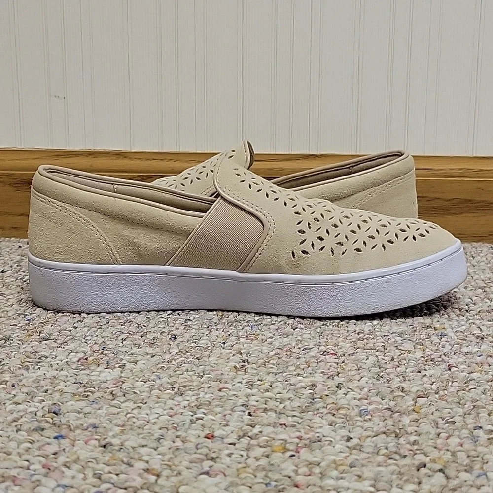 Vionic stylish beige