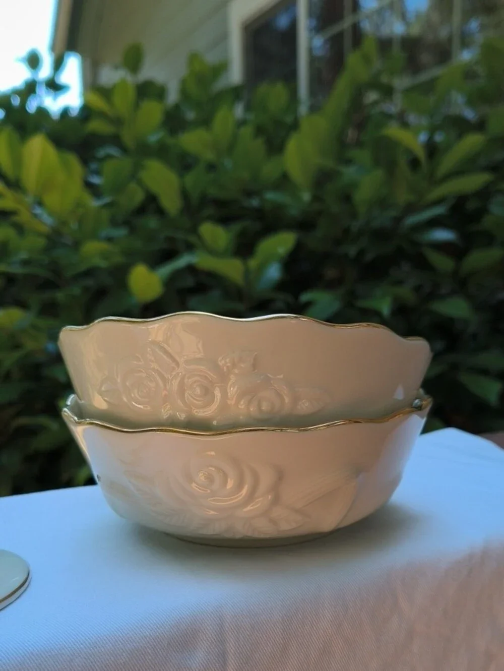 Lenox trim bowls come