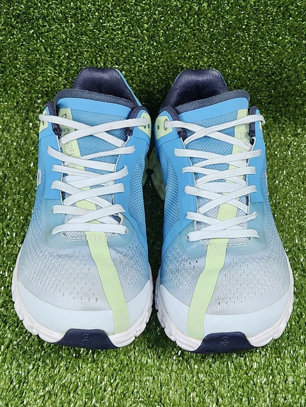 On Running CloudFlow 3 Womens Athletic Walking Cushioned Shoes Sneakers Size 6.5
