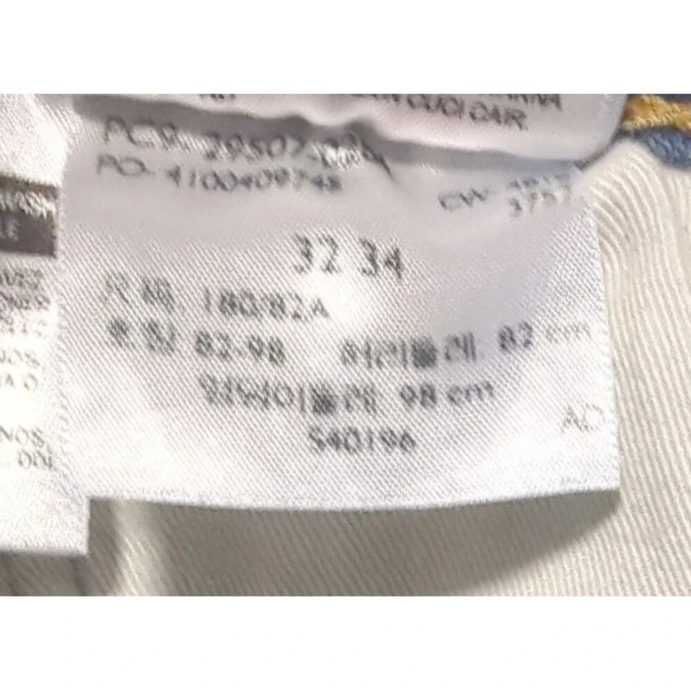 Levis pre owned