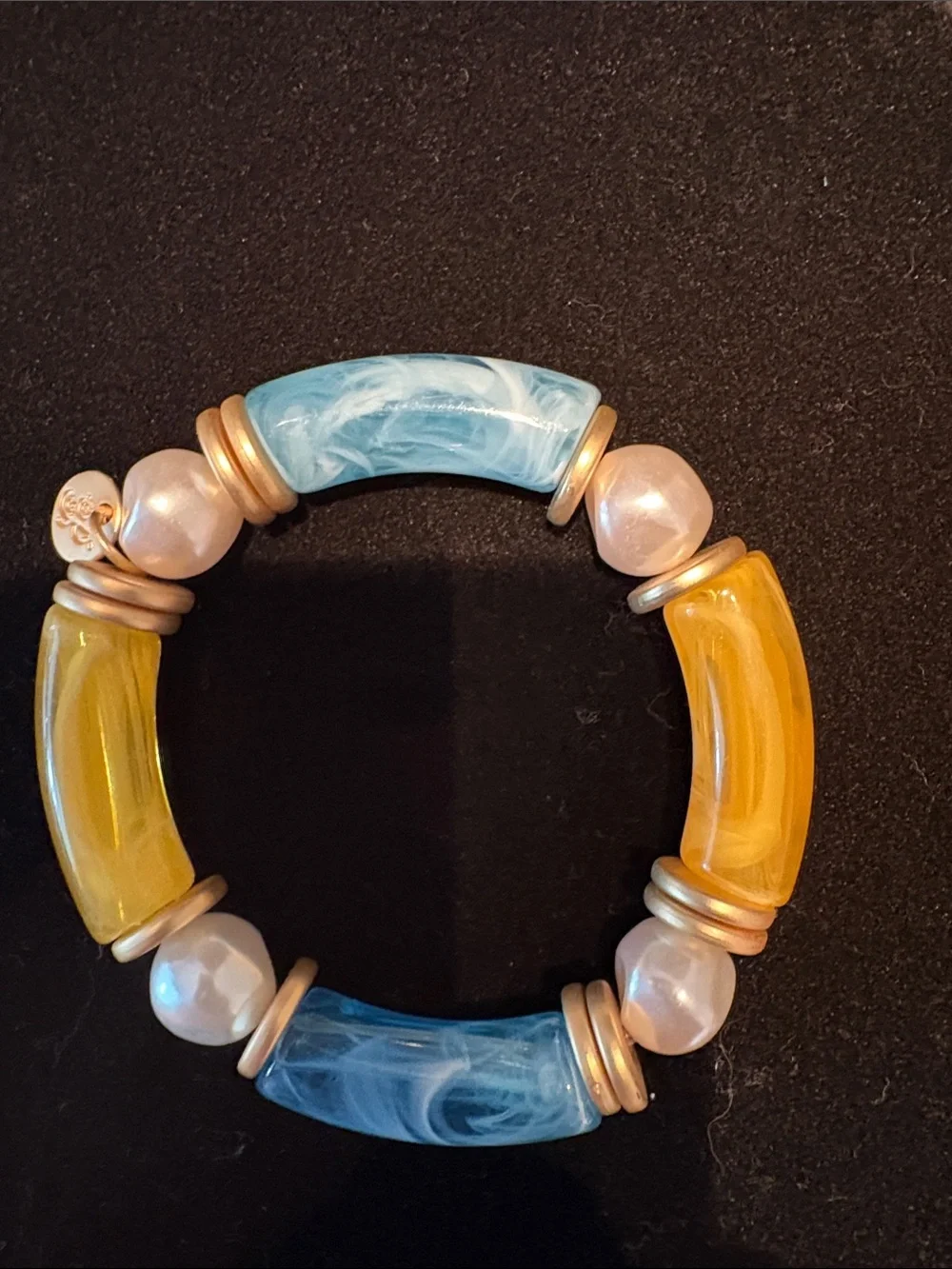 Plunder Multicolor Beaded Stretch Bracelet with Blue, Gold & Pearl Beads