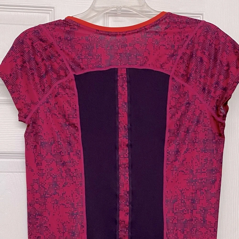 Nike pink print