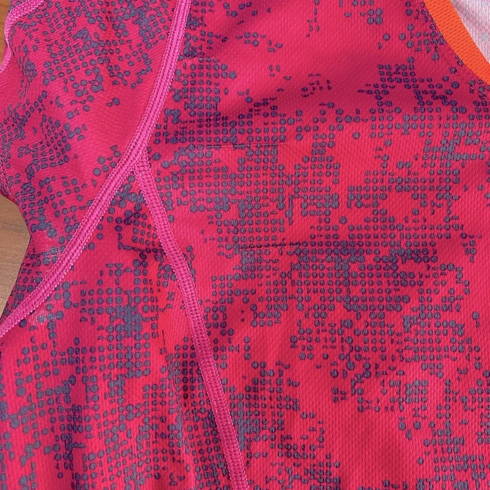 Nike pink print