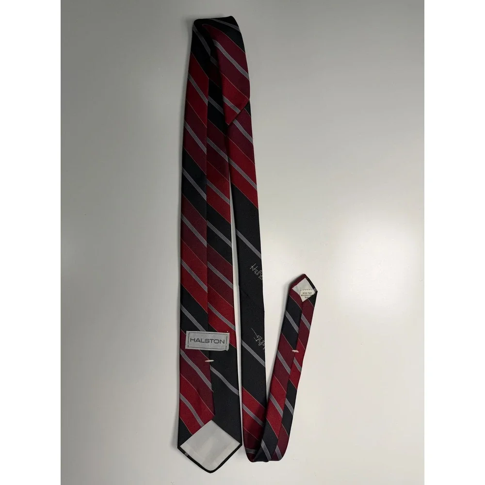 Halston Mens Necktie Black Red Grey Diagonal Stripe Silk Blend Designer Tie