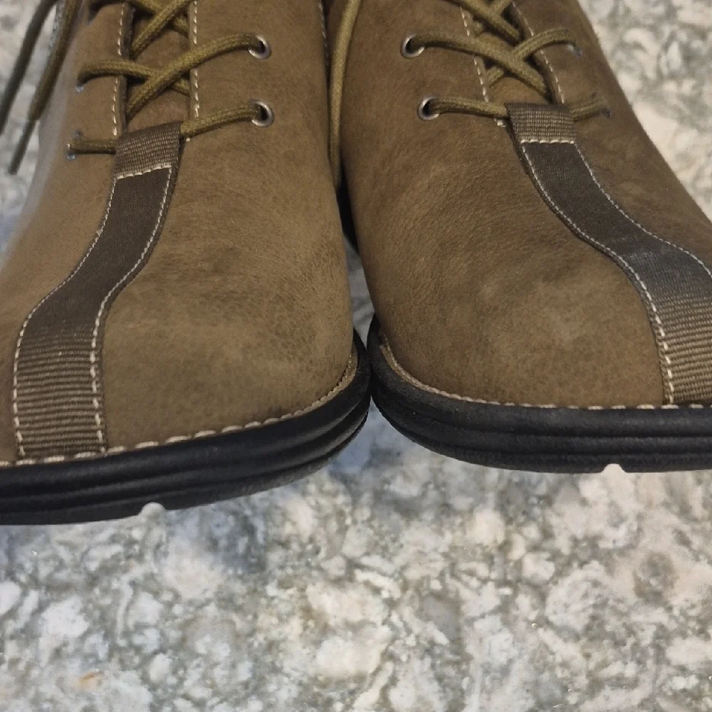 White Mountain new boots leather