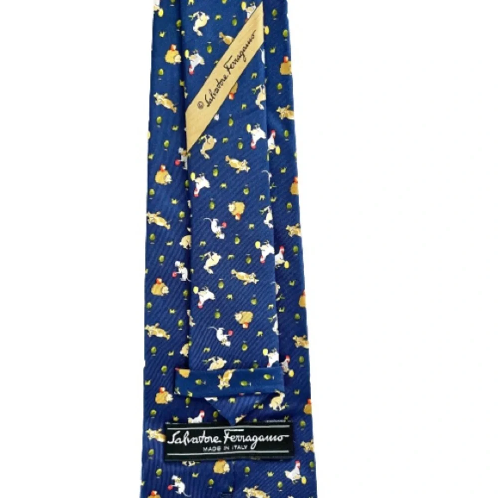Salvatore Ferragamo 100% silk
