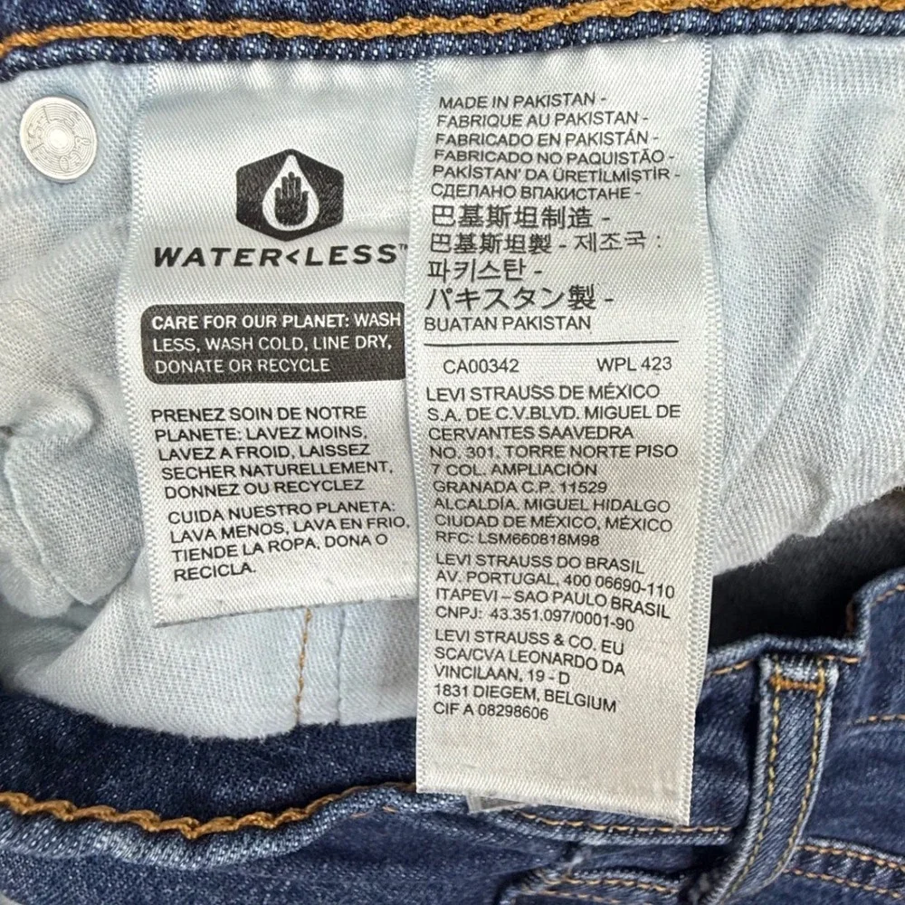 Levis brand levi