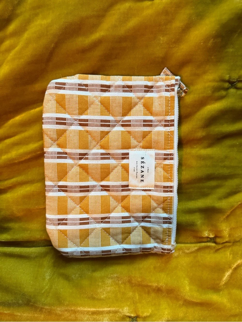 Sezane chic cosmetic
