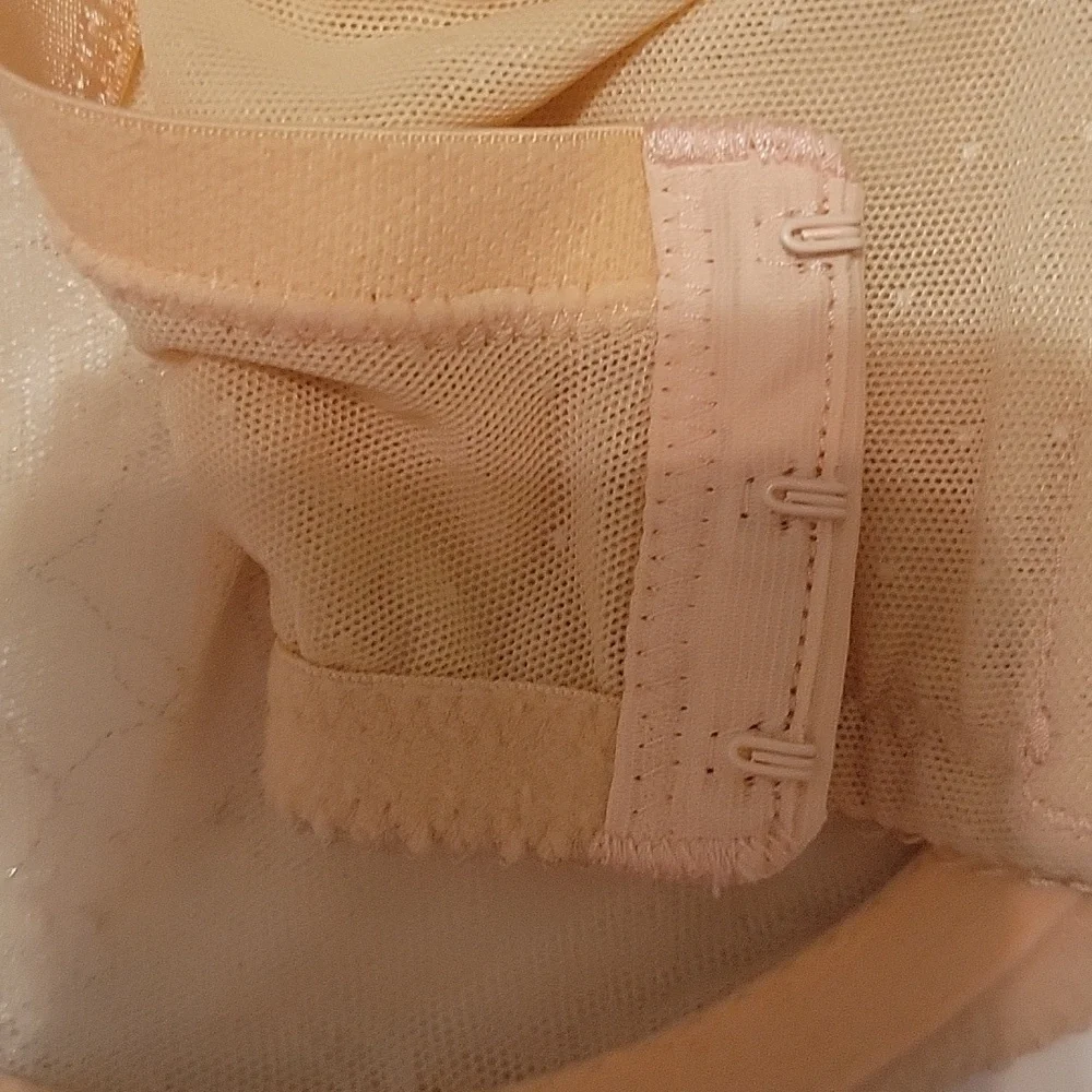 Wacoal Soft Pink Retro Chic Full-Figure Underwire Lace Bra 855186 EUC‎