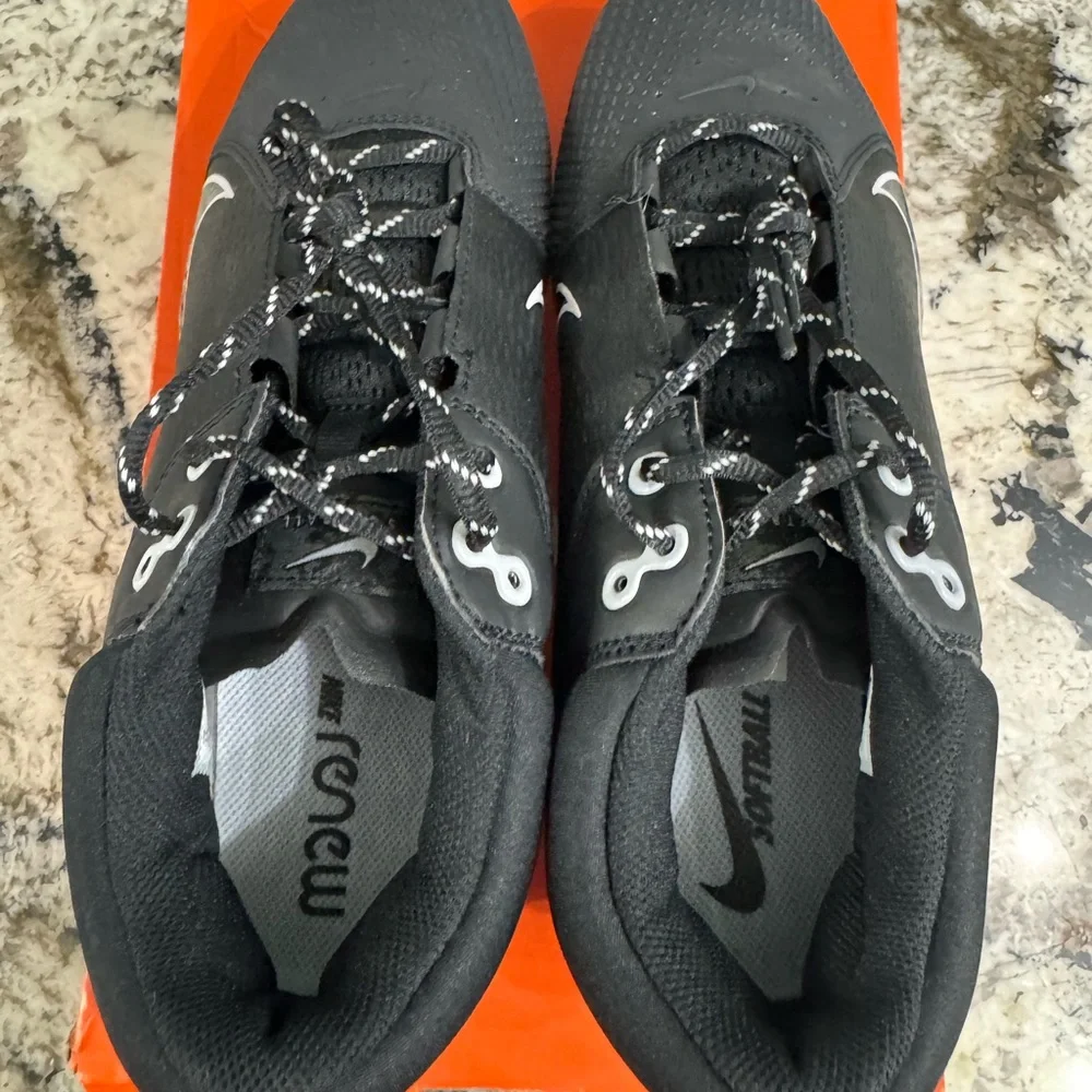 Nike blast down