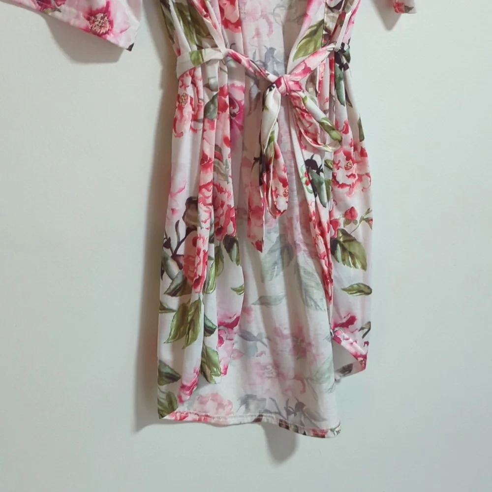 Show Me Your MuMu White And Pink Floral Print Waist Tie Robe One‎ Size