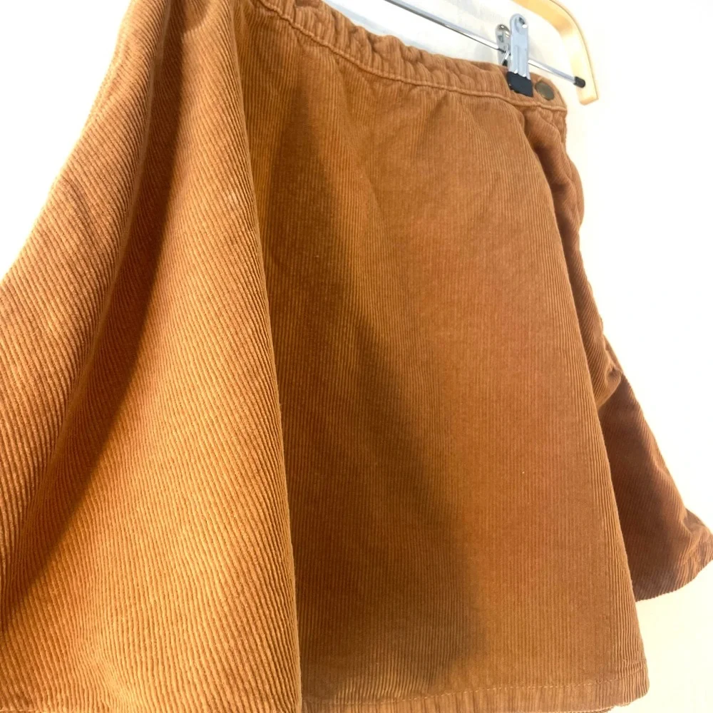 American Apparel chic tan
