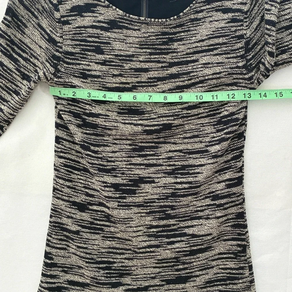 Alice + Olivia this chic