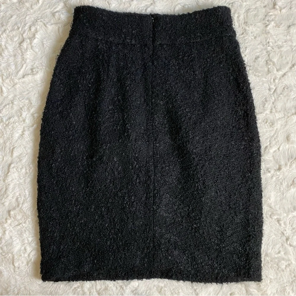 Donna Karan closure size usa