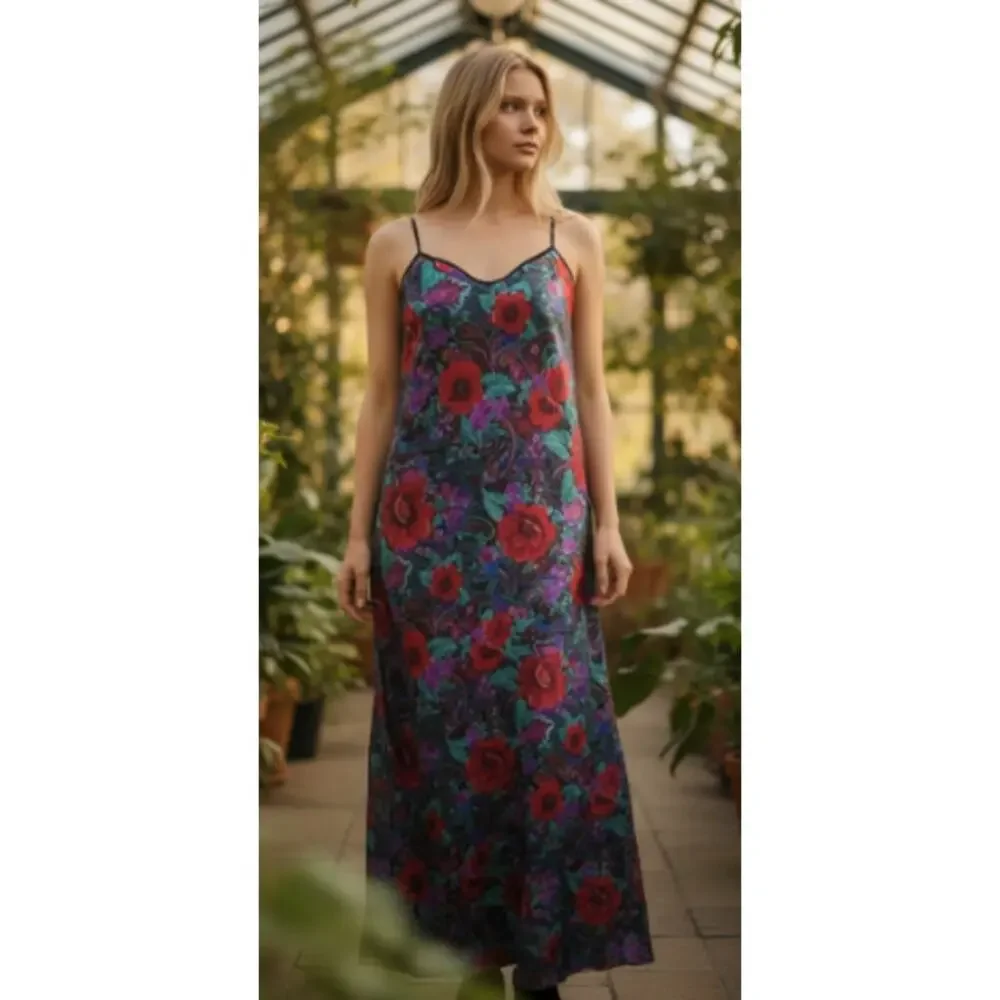 Vintage delicates nightgown