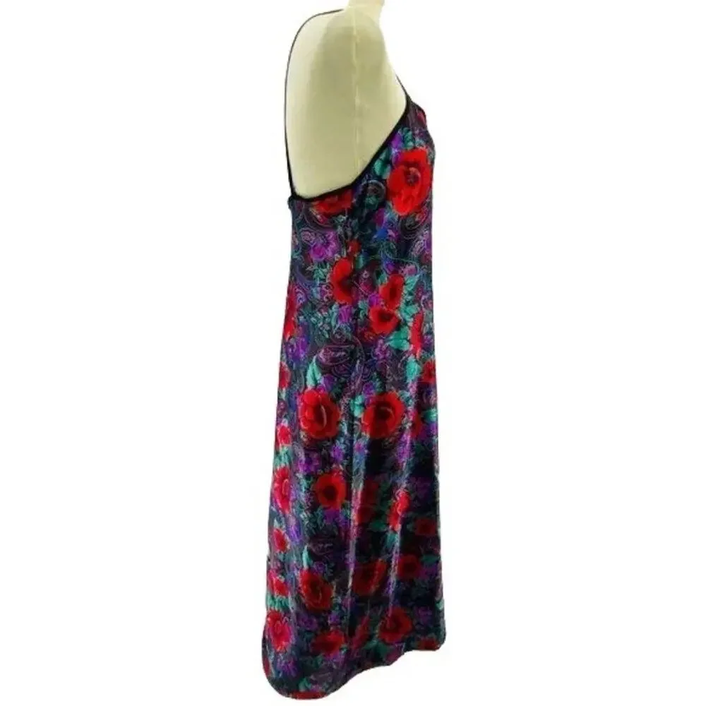 Vintage delicates nightgown