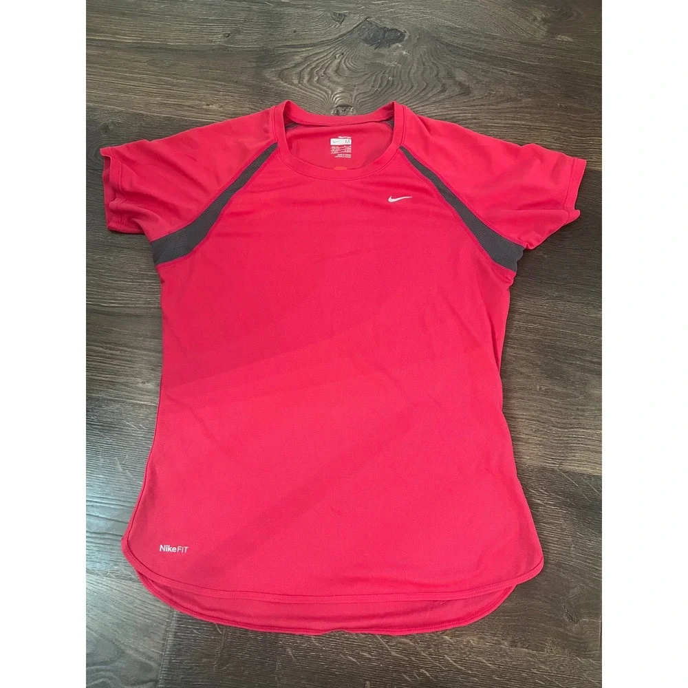 Nike Fit Dry Womens‎ Medium Pink Short Sleeve Running Training Shirt Grey Mesh