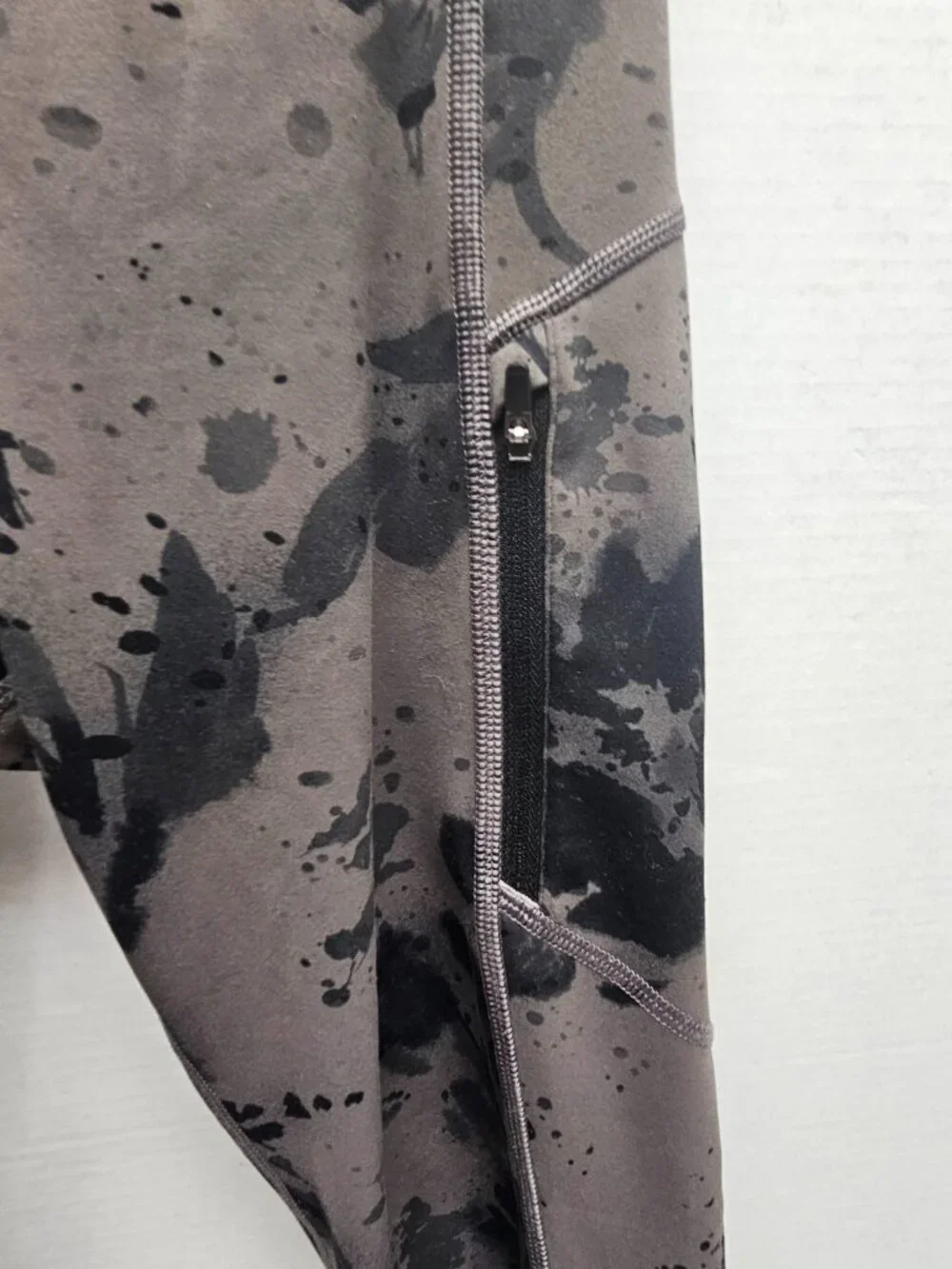 Athleta rainier active