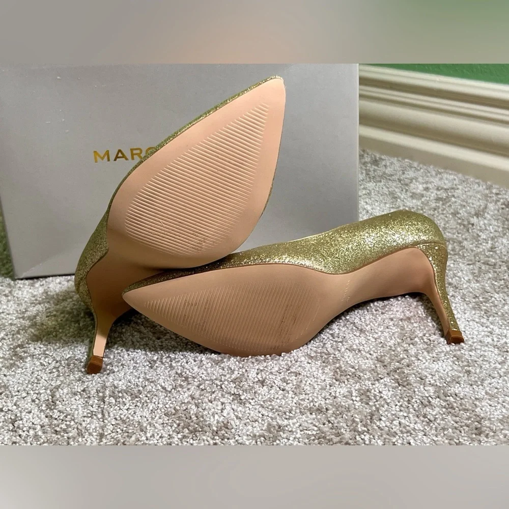 Marc Fisher elegant gold