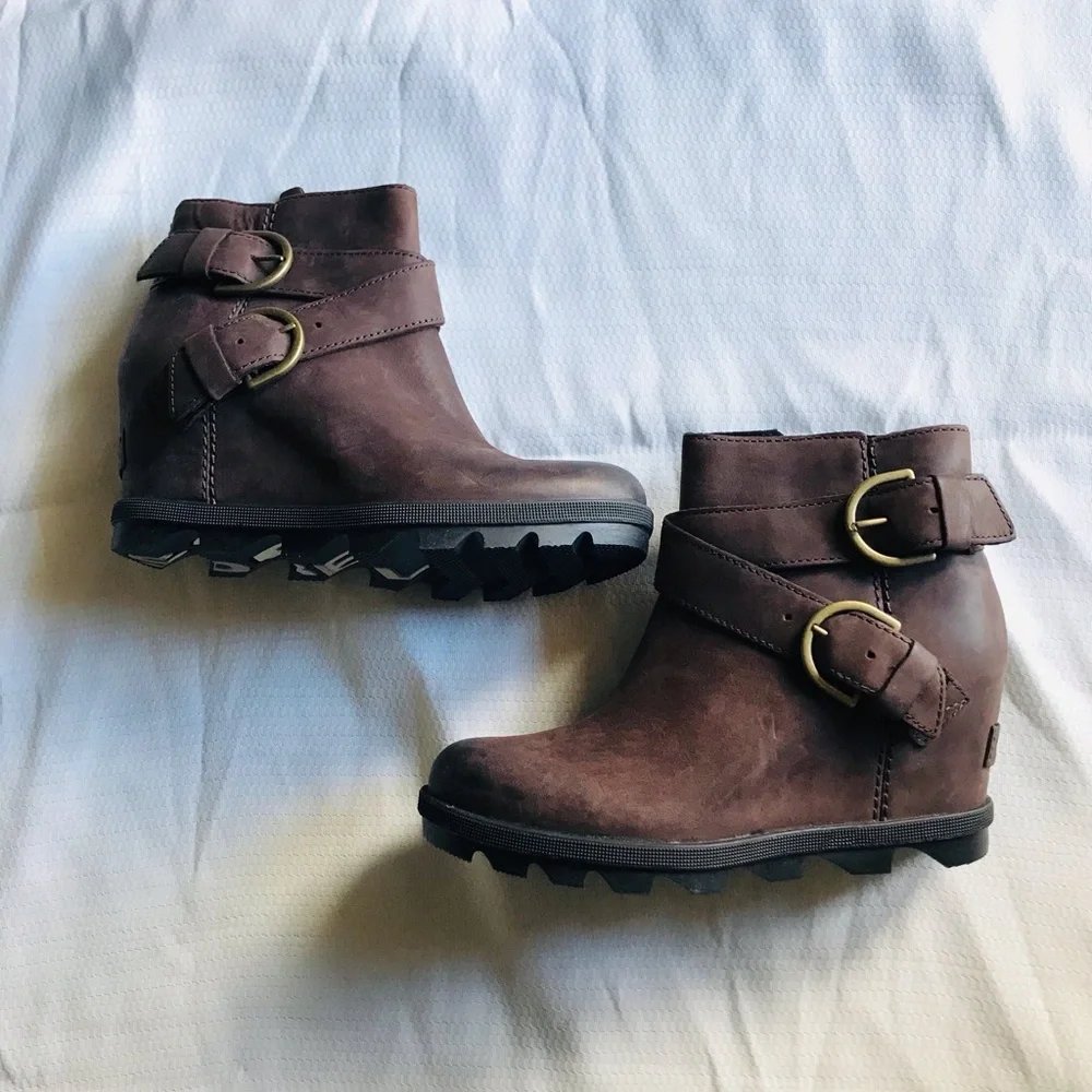 Sorel step out