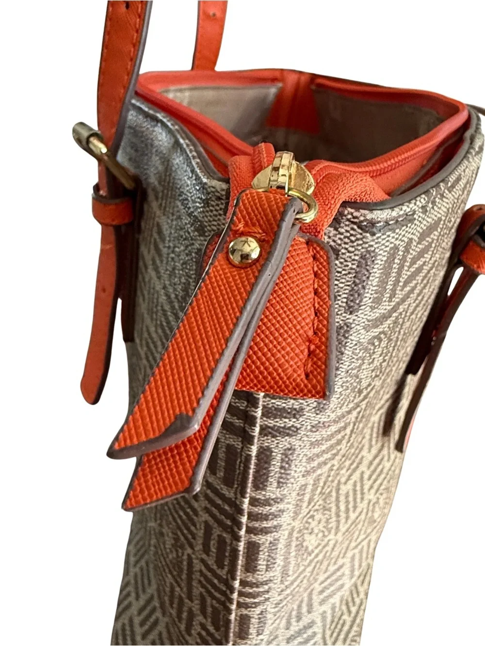 Anne Klein 🧡 anne