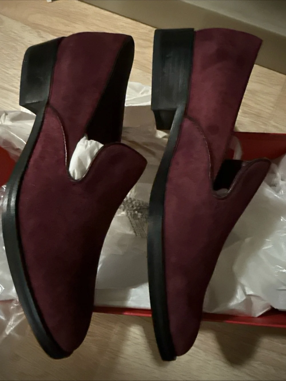 Donald J. Pliner classic slip