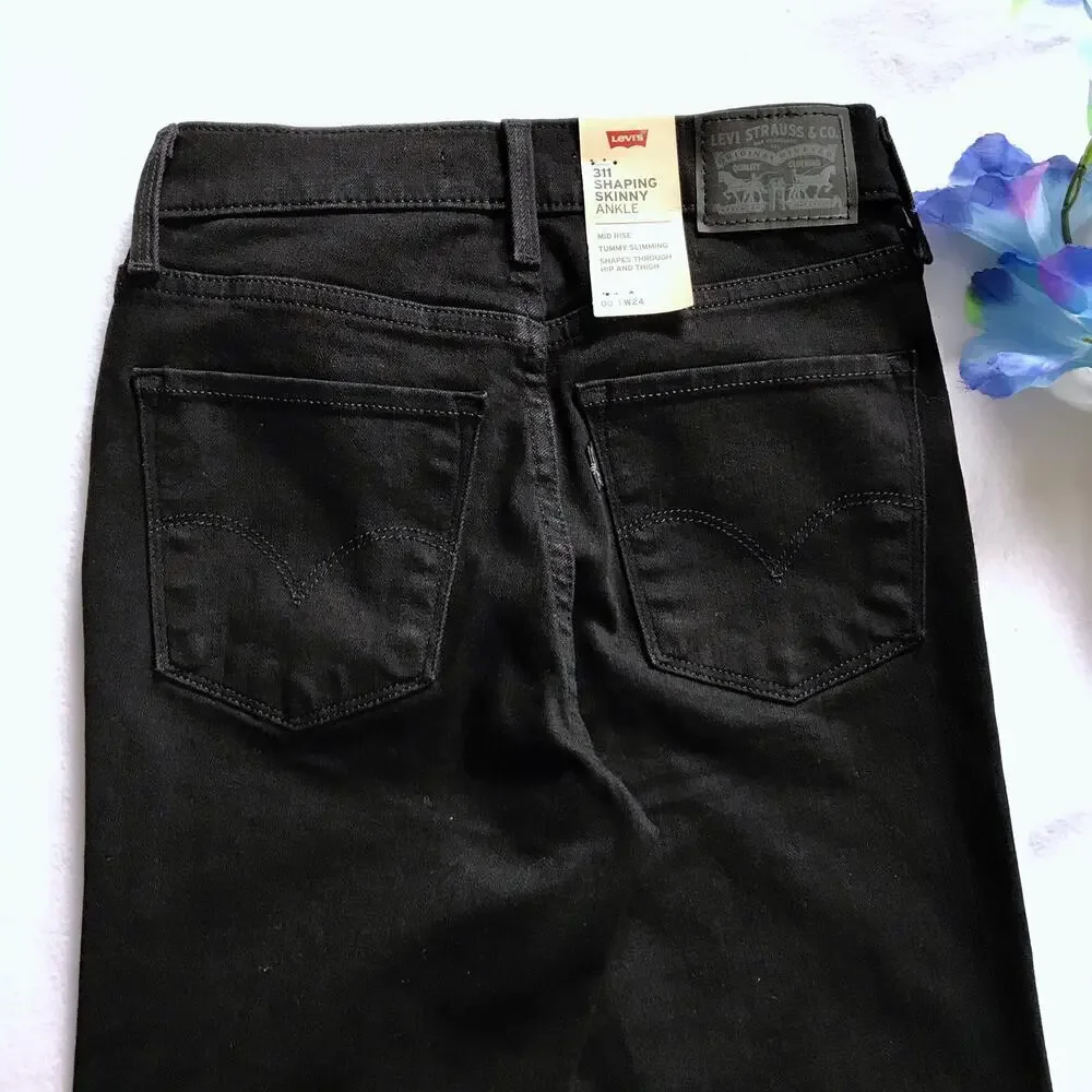 Levis nwt 311