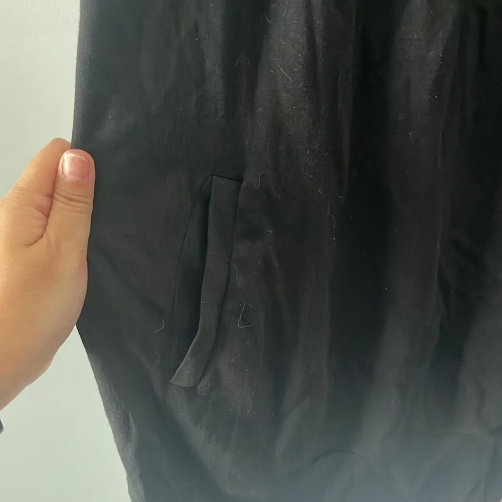 Express pockets flattering