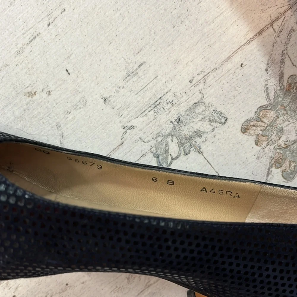 Salvatore Ferragamo excellent used