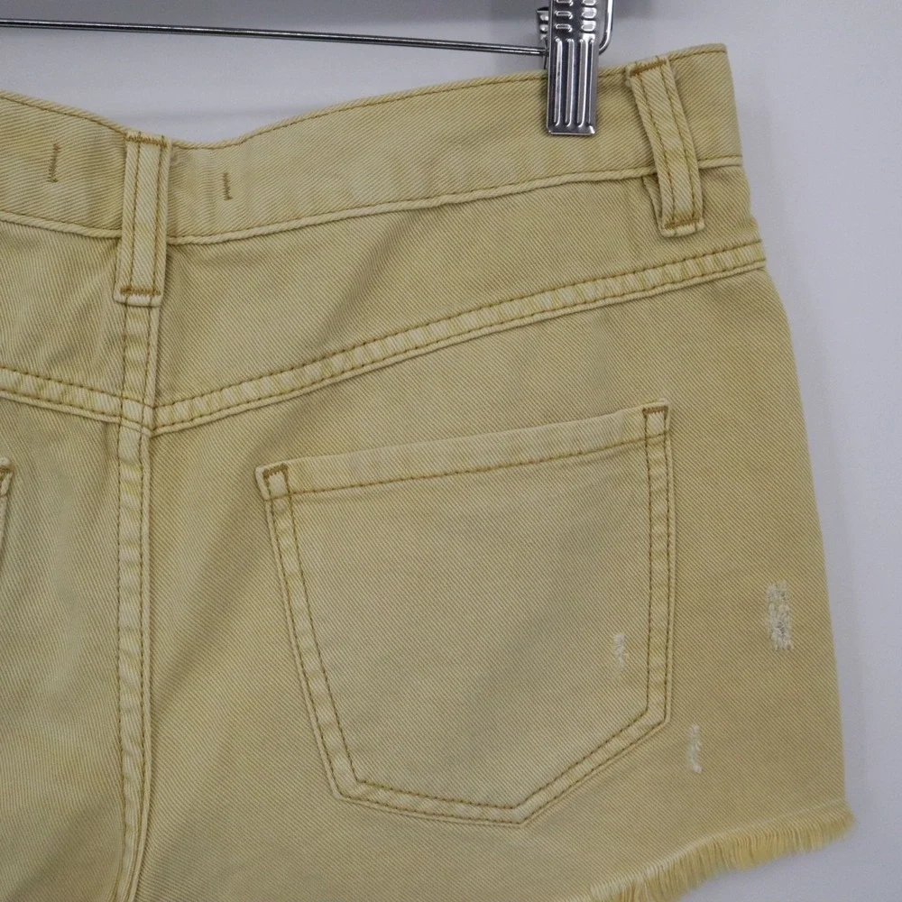 Free People Distressed‎ Denim Shorts Womens 26 Yellow Boho Earthy Rugged Indie