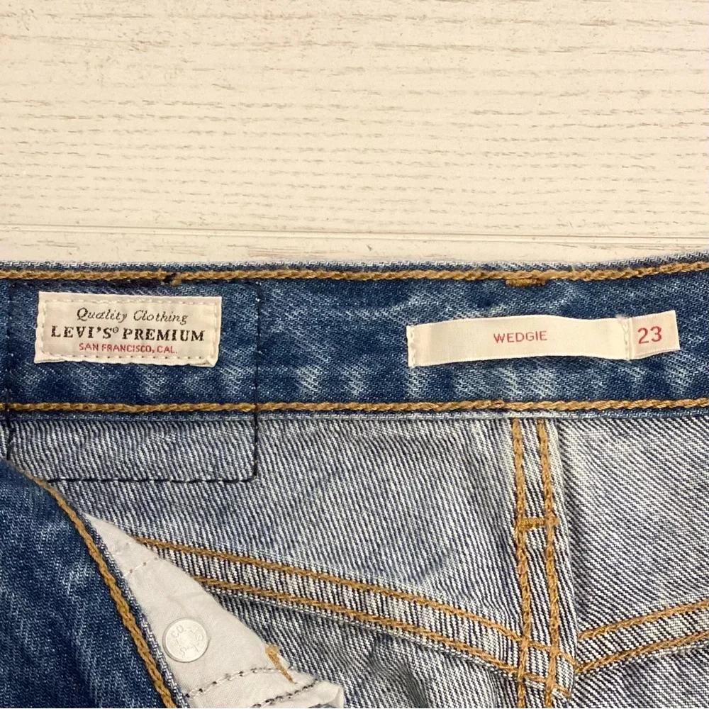 Levis levi’s wedgie