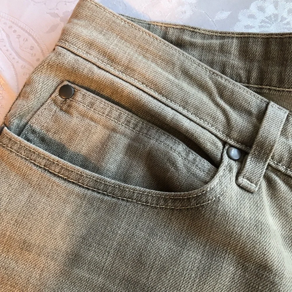 Eileen Fisher eileen fisher