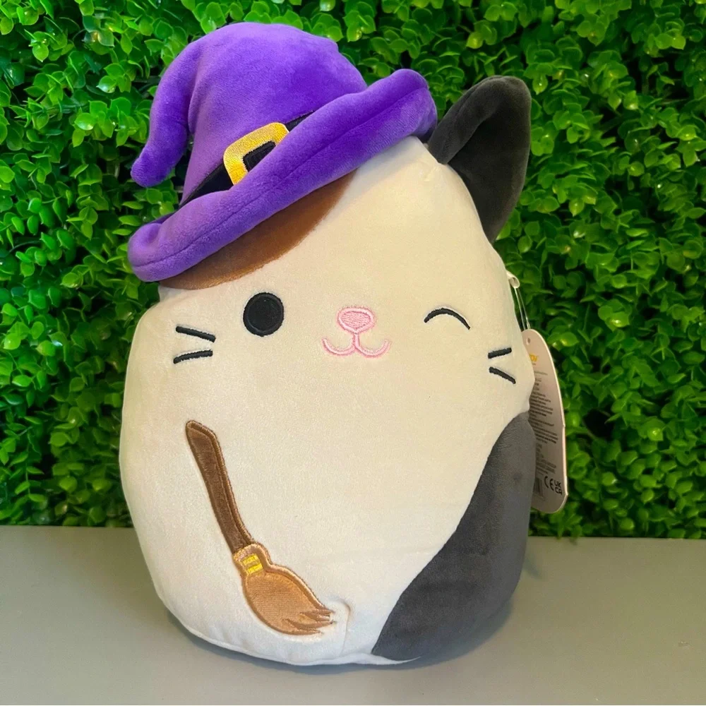 Cam the Cat Witch Winking w Broomstick/ Hat Halloween Squishmallows 8