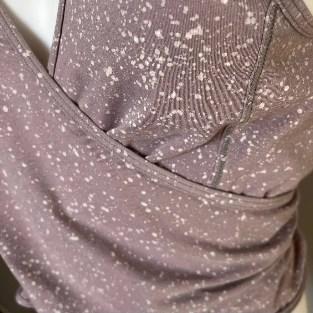 Lululemon Its a Tie Wrap Tank Top Dusty Dawn Splatter Athletic Workout Gym