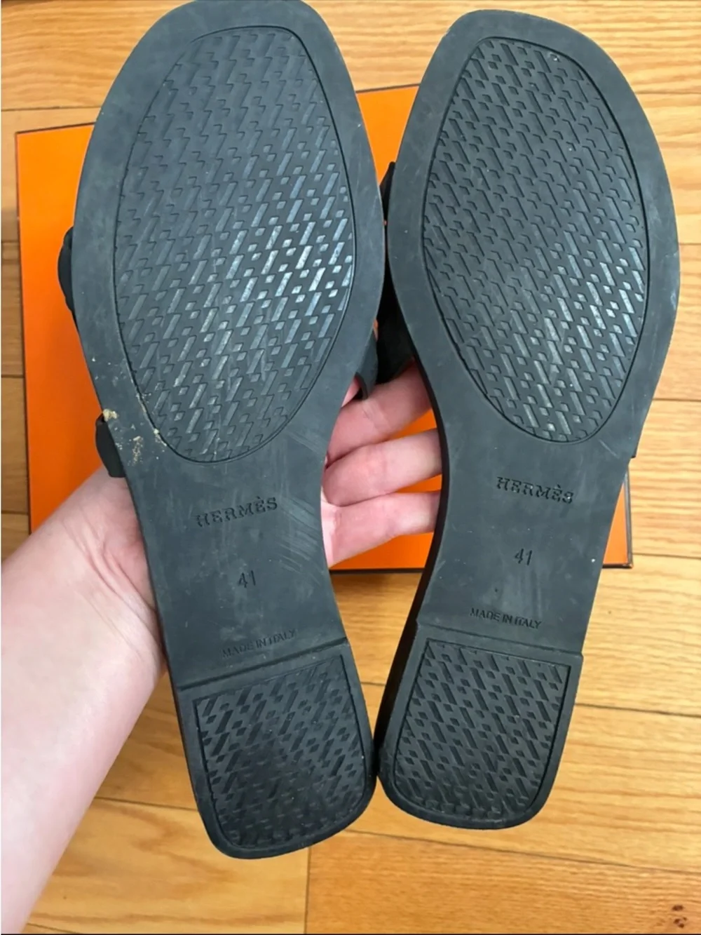 Hermes elegant slide