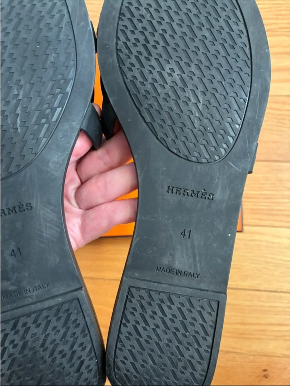 Hermes elegant slide