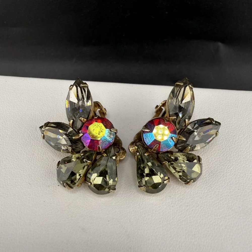Vintage‎ Coro Clip On Earrings Gold Tone Rhinestone Signed Flowers