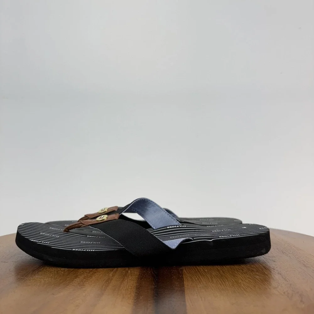 Tommy Hilfiger size 10