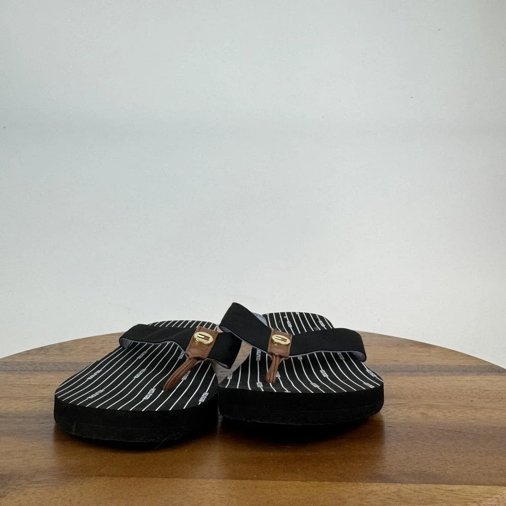 Tommy Hilfiger size 10