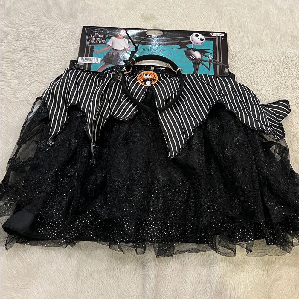 Disney piece black