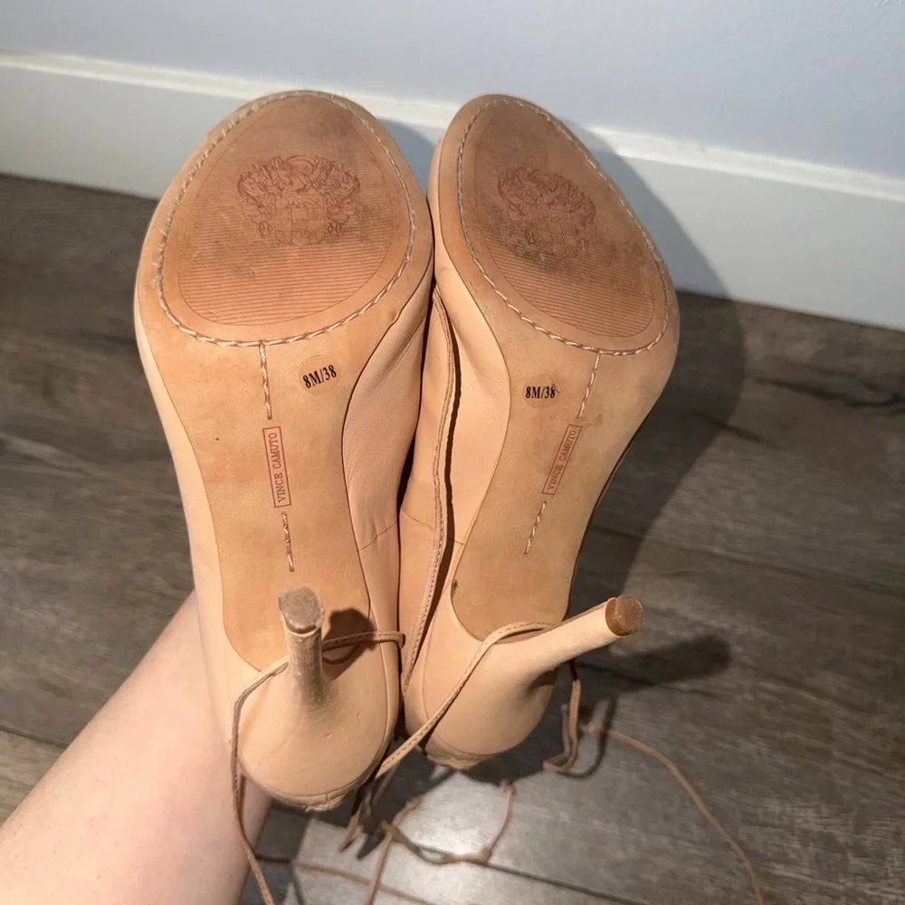 Vince Camuto stylish nude