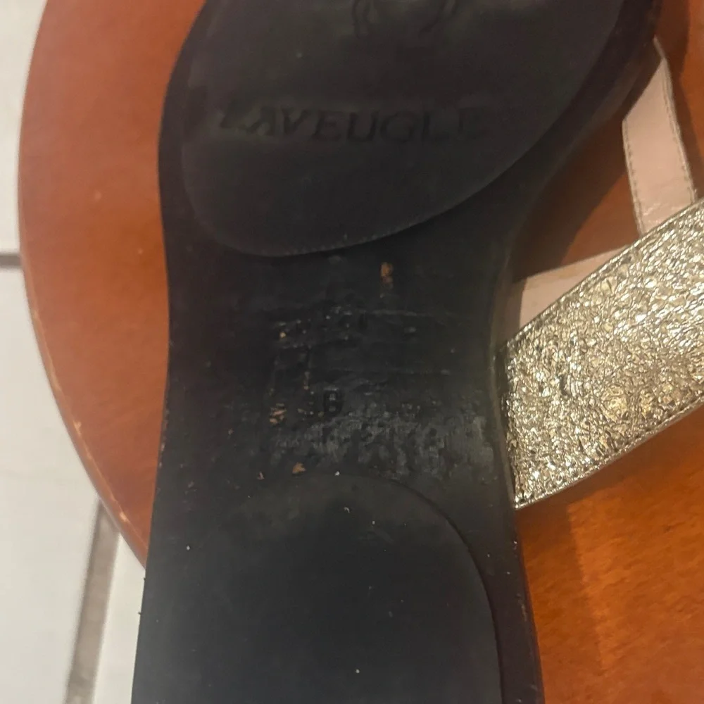 Gucci designer flip