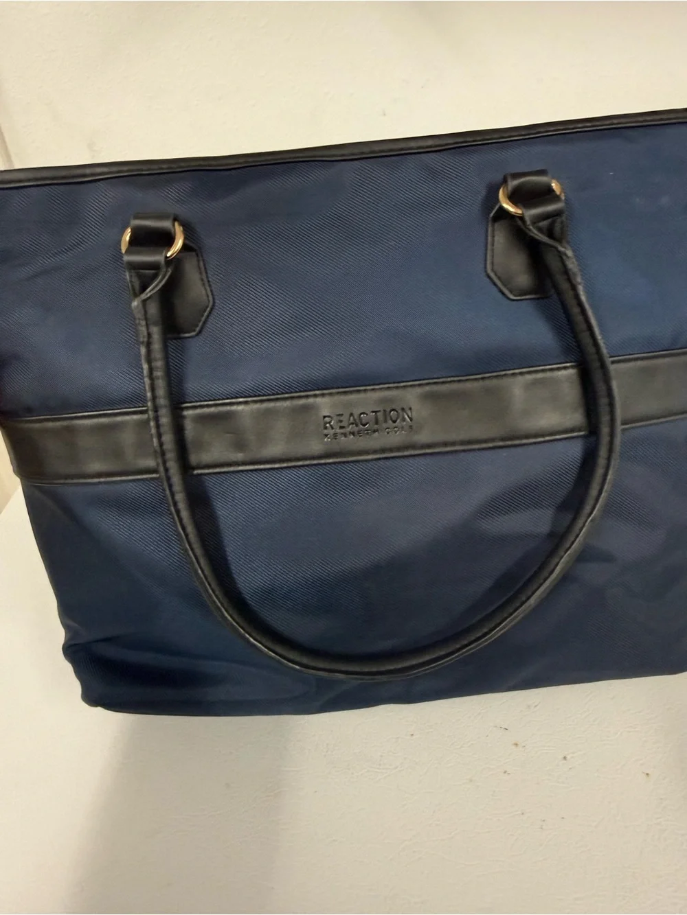 Kenneth Cole Reaction quilted nylon