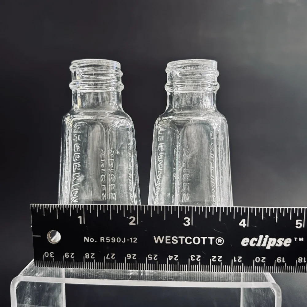 Pair of Vintage‎ Mccormick & Co Spice Shakers Baltimore No Lids