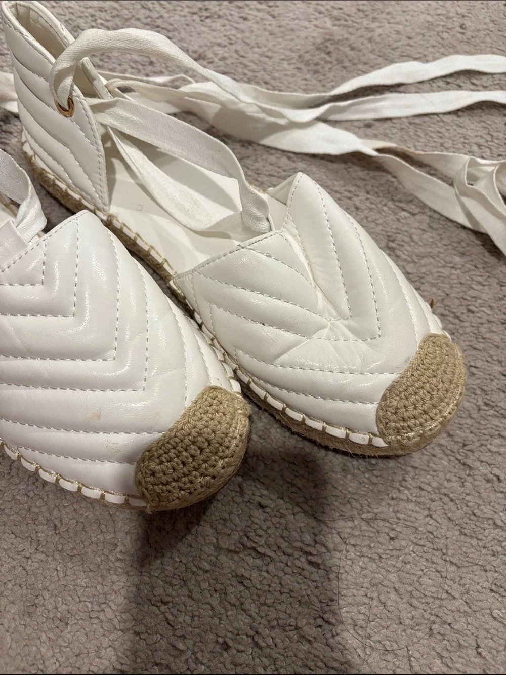 N/A chic white