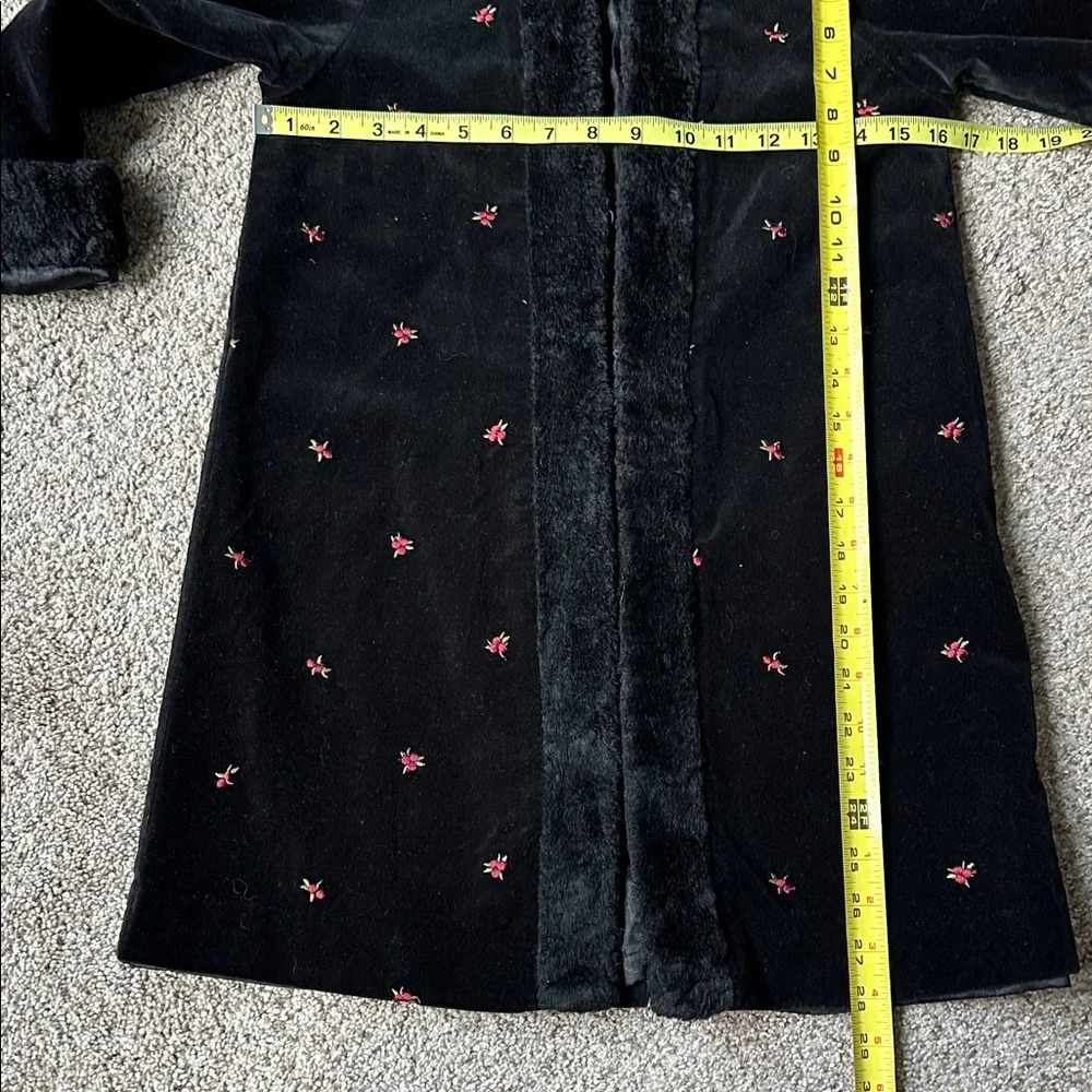 Gymboree charming black