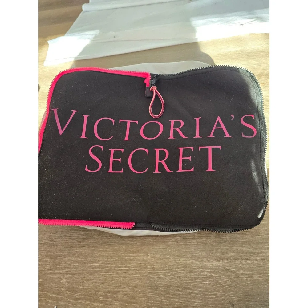 Victorias Secret carry your